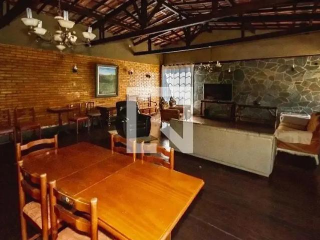 Casa / Sobrado para Venda em Belo Horizonte/MG Braúnas 4 Quartos