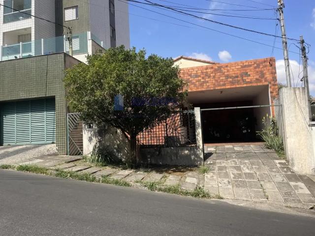Casa / Sobrado para Venda em Belo Horizonte/MG Caiçara Adelaide 6 Quartos