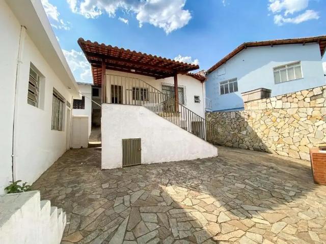 Casa / Sobrado para Venda em Belo Horizonte/MG Caiçaras 3 Quartos