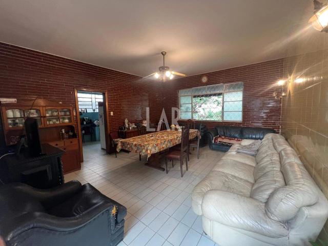 Casa / Sobrado para Venda em Belo Horizonte/MG Calafate 4 Quartos