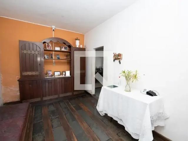 Casa / Sobrado para Venda em Belo Horizonte/MG Califórnia 3 Quartos