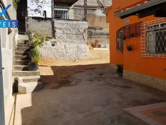 Casa / Sobrado para Venda em Belo Horizonte/MG Califórnia
