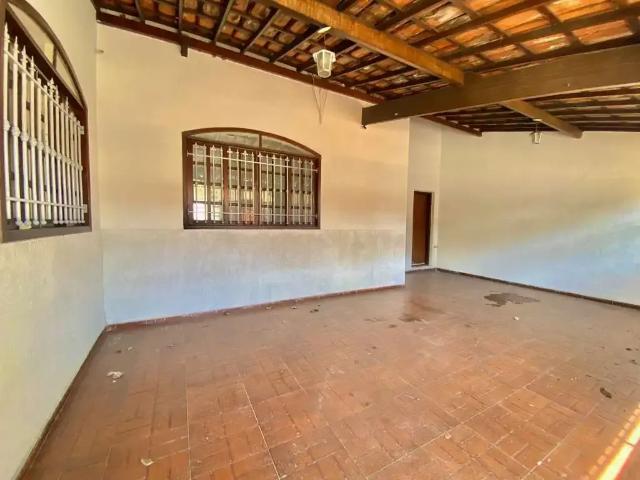 Casa / Sobrado para Venda em Belo Horizonte/MG Camargos 4 Quartos