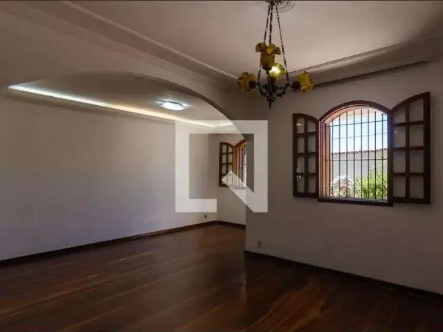 Casa / Sobrado para Venda em Belo Horizonte/MG Candelária 4 Quartos
