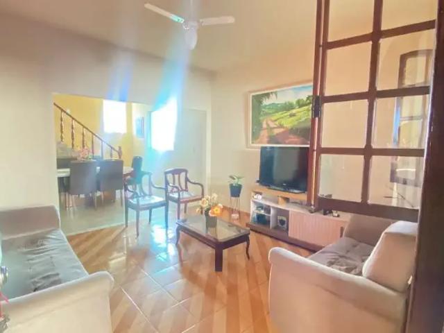 Casa / Sobrado para Venda em Belo Horizonte/MG Candelária 4 Quartos