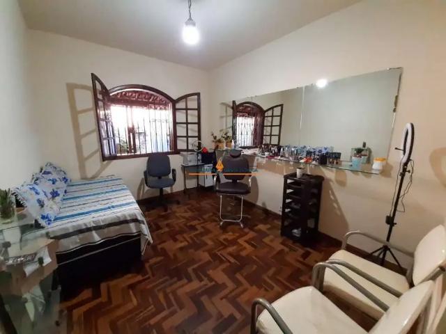 Casa / Sobrado para Venda em Belo Horizonte/MG Candelária 4 Quartos