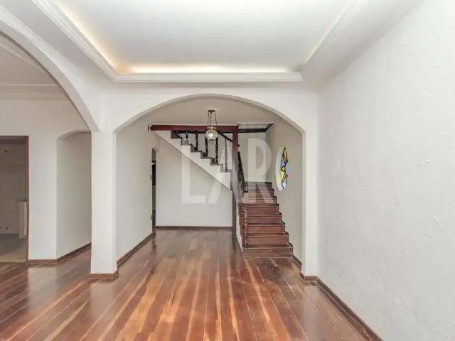 Casa / Sobrado para Venda em Belo Horizonte/MG Candelária 4 Quartos