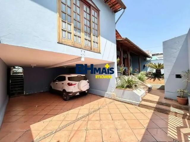 Casa / Sobrado para Venda em Belo Horizonte/MG Castelo 3 Quartos
