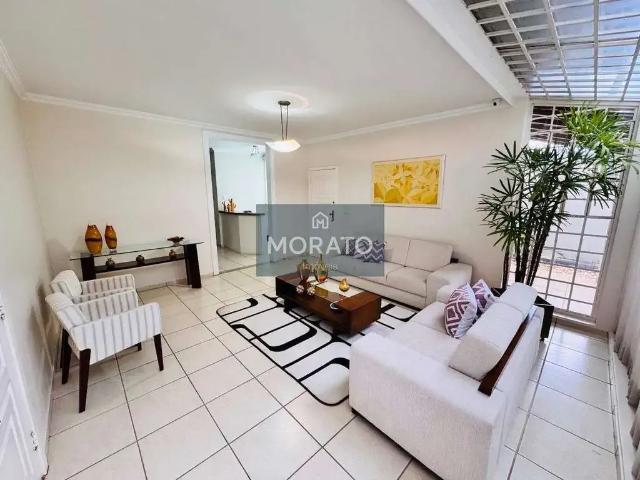 Casa / Sobrado para Venda em Belo Horizonte/MG Castelo 3 Quartos