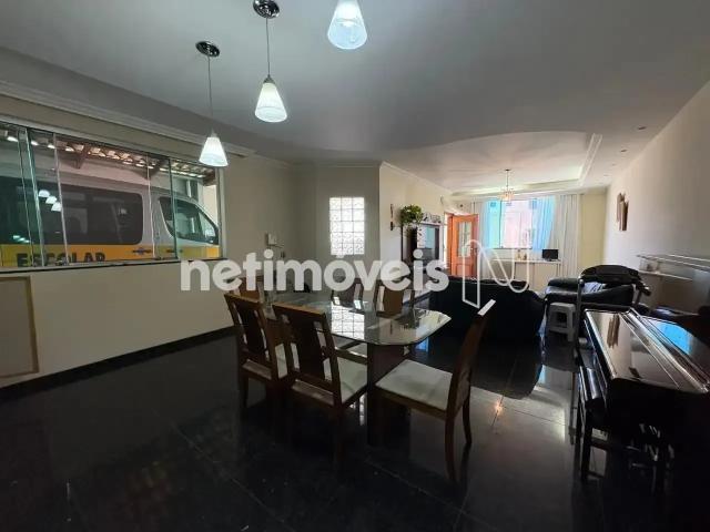 Casa / Sobrado para Venda em Belo Horizonte/MG Castelo 3 Quartos