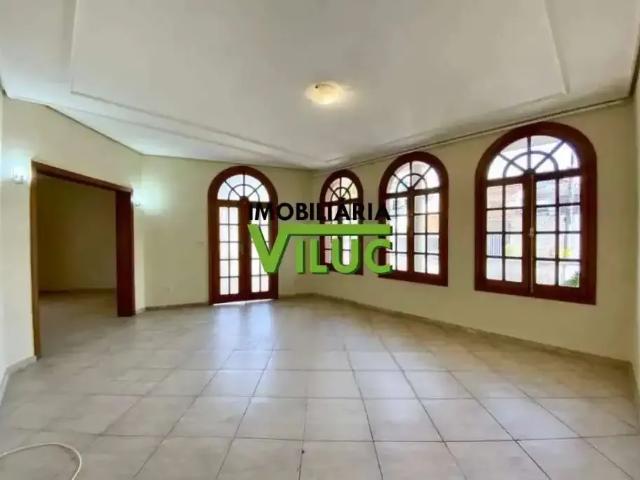 Casa / Sobrado para Venda em Belo Horizonte/MG Castelo 4 Quartos