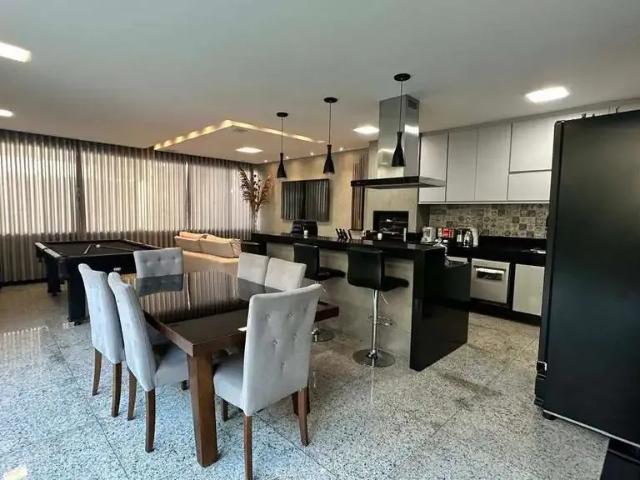 Casa / Sobrado para Venda em Belo Horizonte/MG Castelo 4 Quartos