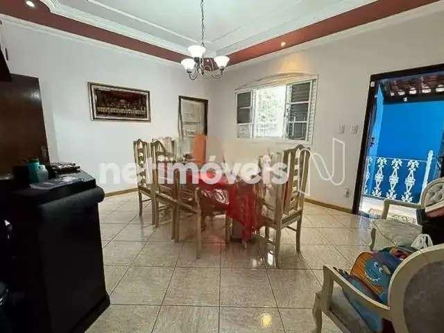 Casa / Sobrado para Venda em Belo Horizonte/MG Castelo 4 Quartos
