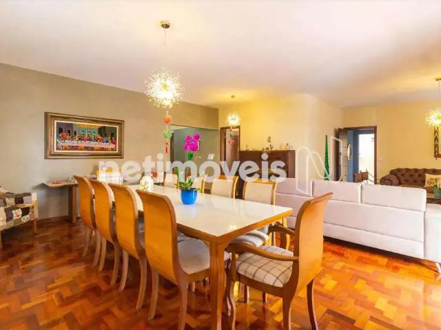 Casa / Sobrado para Venda em Belo Horizonte/MG Castelo 4 Quartos