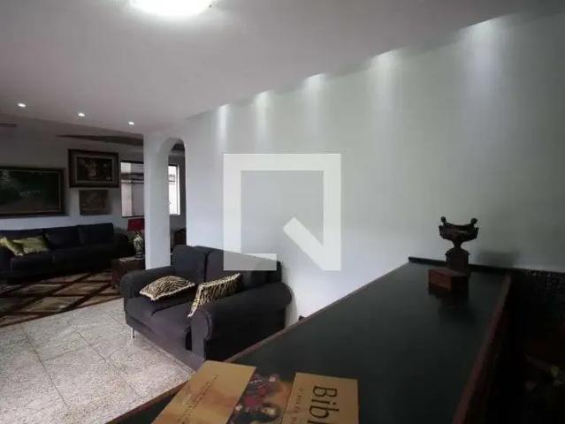 Casa / Sobrado para Venda em Belo Horizonte/MG Castelo 4 Quartos