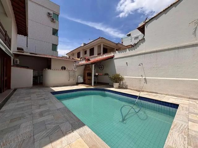 Casa / Sobrado para Venda em Belo Horizonte/MG Castelo 5 Quartos
