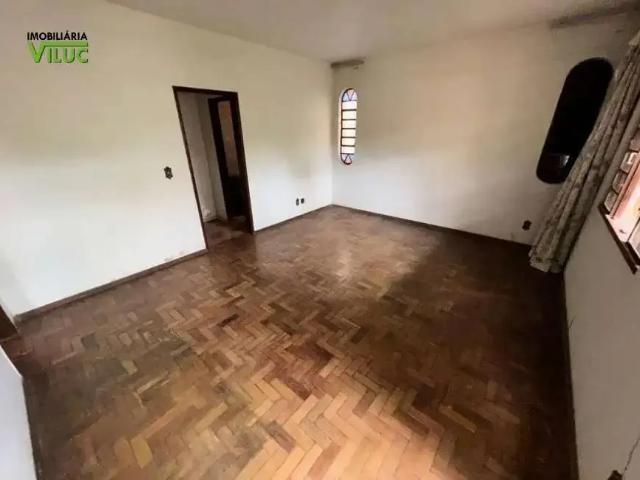 Casa / Sobrado para Venda em Belo Horizonte/MG Castelo 5 Quartos