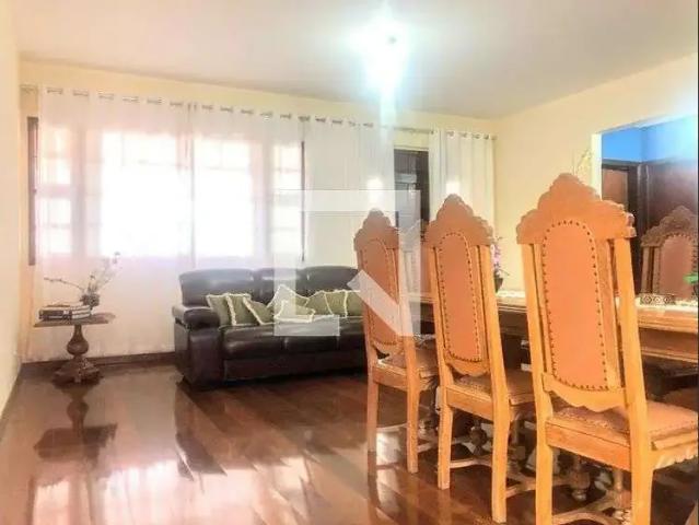 Casa / Sobrado para Venda em Belo Horizonte/MG Castelo 6 Quartos