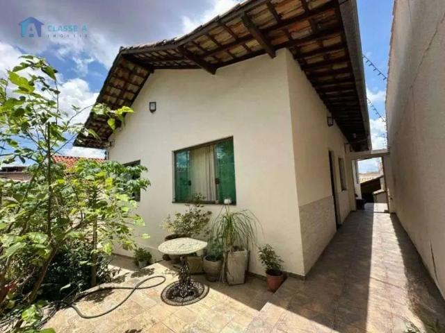 Casa / Sobrado para Venda em Belo Horizonte/MG Carlos Prates 3 Quartos