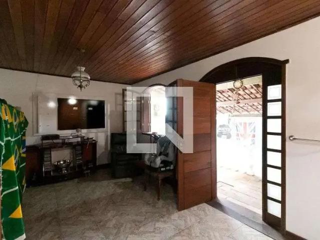 Casa / Sobrado para Venda em Belo Horizonte/MG Carlos Prates 3 Quartos