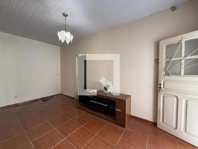 Casa / Sobrado para Venda em Belo Horizonte/MG Carlos Prates 2 Quartos