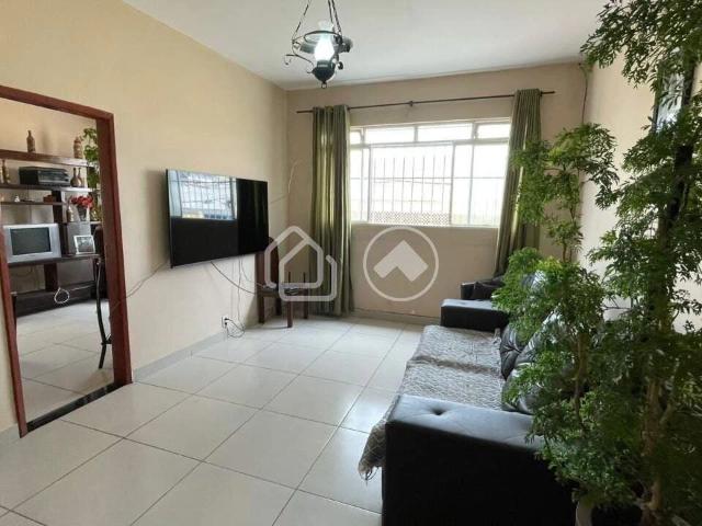 Casa / Sobrado para Venda em Belo Horizonte/MG Carlos Prates 4 Quartos