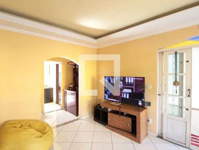Casa / Sobrado para Venda em Belo Horizonte/MG Cenáculo 3 Quartos
