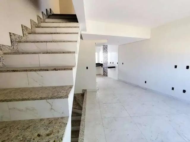 Casa / Sobrado para Venda em Belo Horizonte/MG Céu Azul 2 Quartos