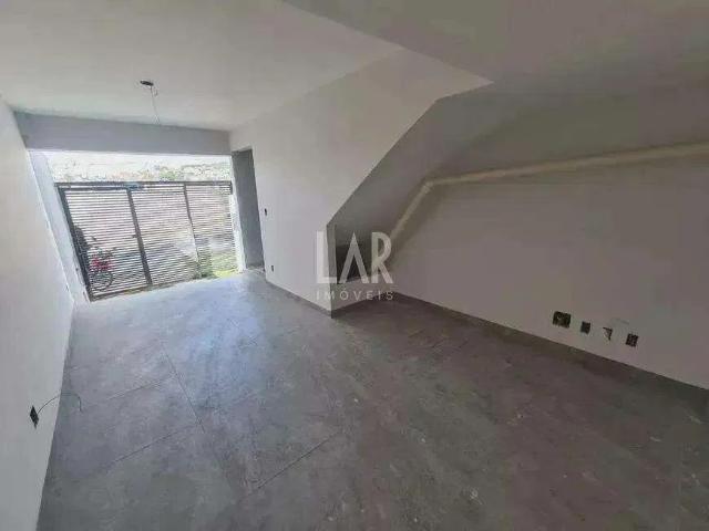 Casa / Sobrado para Venda em Belo Horizonte/MG Céu Azul 2 Quartos