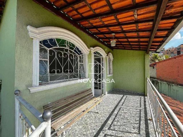 Casa / Sobrado para Venda em Belo Horizonte/MG Céu Azul 3 Quartos