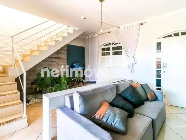 Casa / Sobrado para Venda em Belo Horizonte/MG Céu Azul 3 Quartos