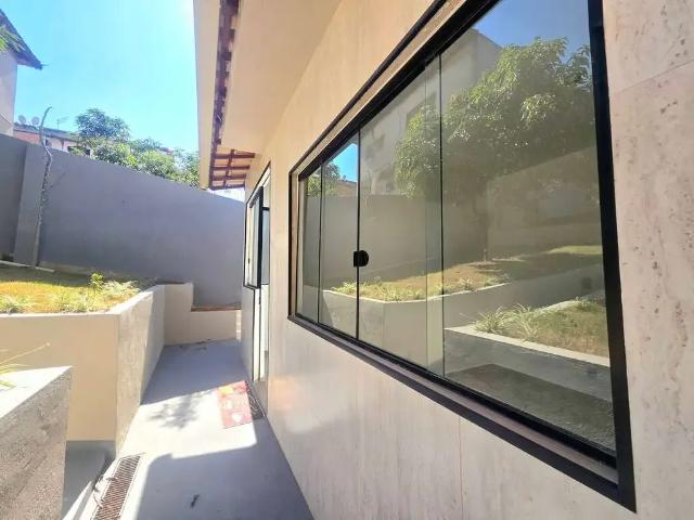 Casa / Sobrado para Venda em Belo Horizonte/MG Céu Azul 3 Quartos