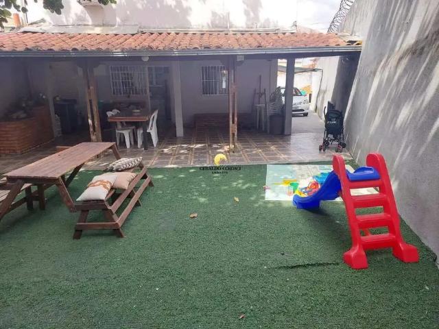 Casa / Sobrado para Venda em Belo Horizonte/MG Céu Azul 3 Quartos