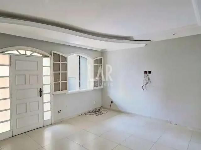 Casa / Sobrado para Venda em Belo Horizonte/MG Cidade Nova 5 Quartos