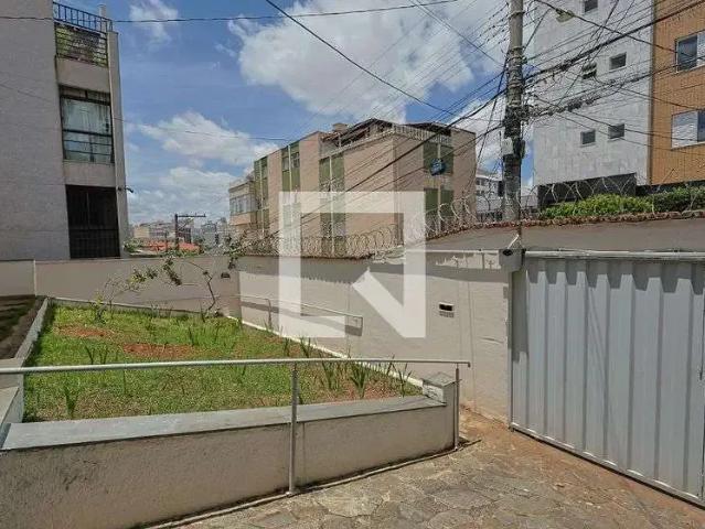 Casa / Sobrado para Venda em Belo Horizonte/MG Colégio Batista 4 Quartos