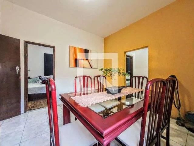 Casa / Sobrado para Venda em Belo Horizonte/MG Colégio Batista 4 Quartos