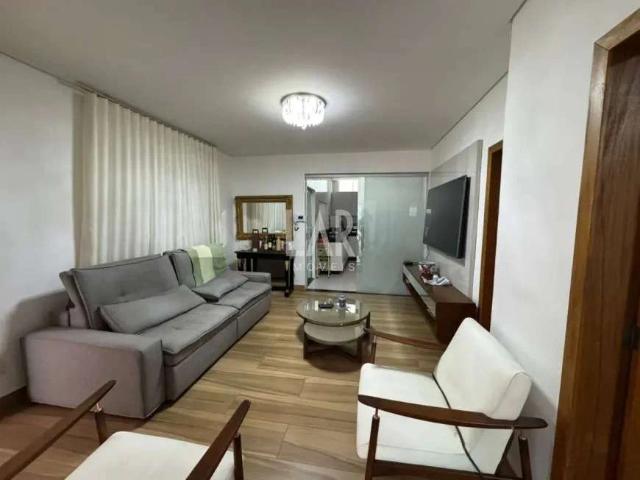 Casa / Sobrado para Venda em Belo Horizonte/MG Colégio Batista 4 Quartos