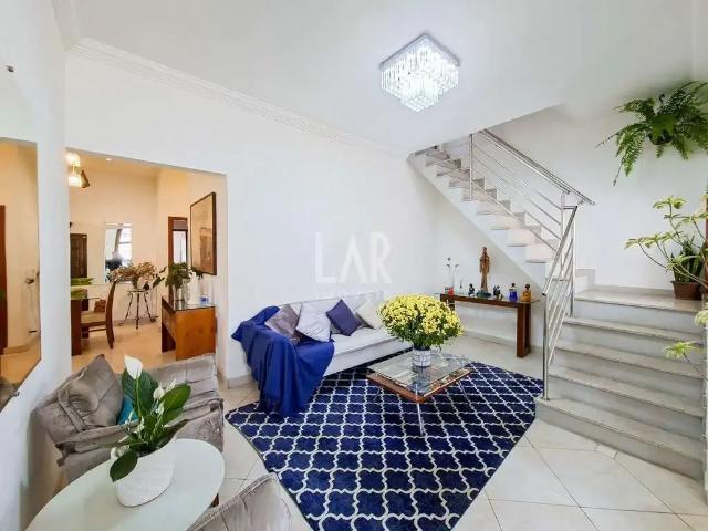 Casa / Sobrado para Venda em Belo Horizonte/MG Colégio Batista 5 Quartos