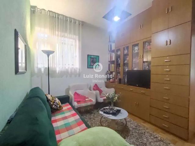 Casa / Sobrado para Venda em Belo Horizonte/MG Colégio Batista 5 Quartos
