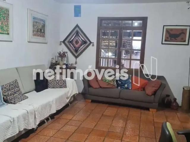 Casa / Sobrado para Venda em Belo Horizonte/MG Colégio Batista 6 Quartos