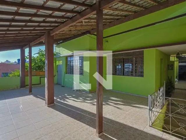 Casa / Sobrado para Venda em Belo Horizonte/MG Concórdia 4 Quartos