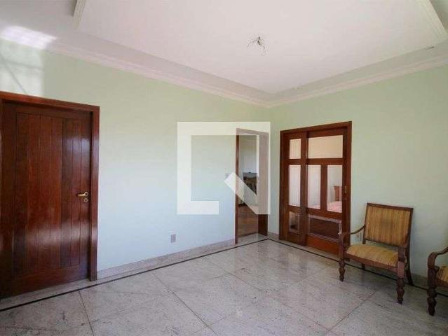 Casa / Sobrado para Venda em Belo Horizonte/MG Concórdia 4 Quartos
