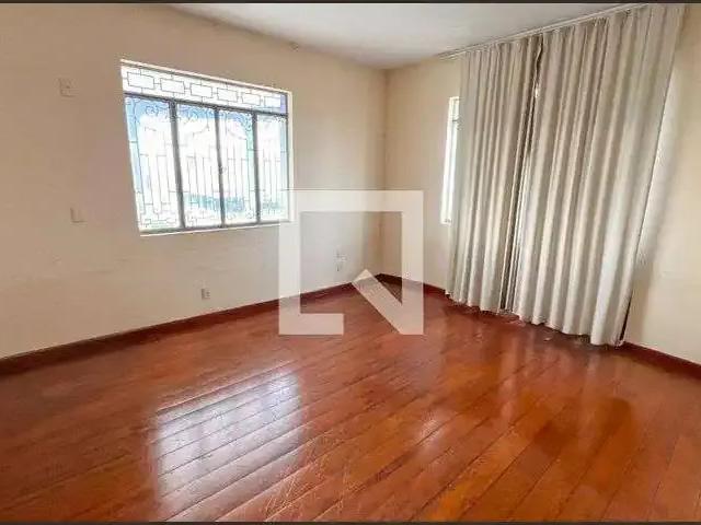 Casa / Sobrado para Venda em Belo Horizonte/MG Concórdia 5 Quartos