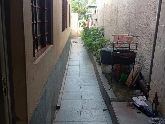 Casa / Sobrado para Venda em Belo Horizonte/MG Conjunto Minascaixa 3 Quartos