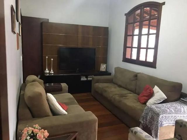 Casa / Sobrado para Venda em Belo Horizonte/MG Conjunto Califórnia 4 Quartos