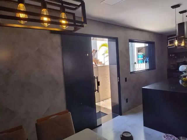 Casa / Sobrado para Venda em Belo Horizonte/MG Conjunto Califórnia 4 Quartos