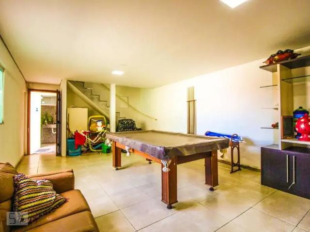 Casa / Sobrado para Venda em Belo Horizonte/MG Copacabana 3 Quartos