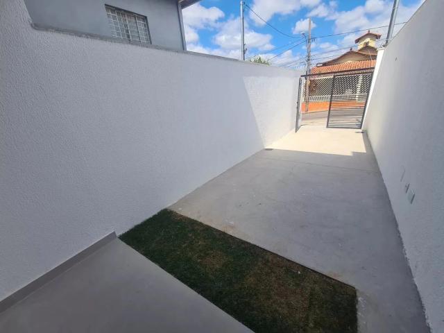 Casa / Sobrado para Venda em Belo Horizonte/MG Copacabana 2 Quartos