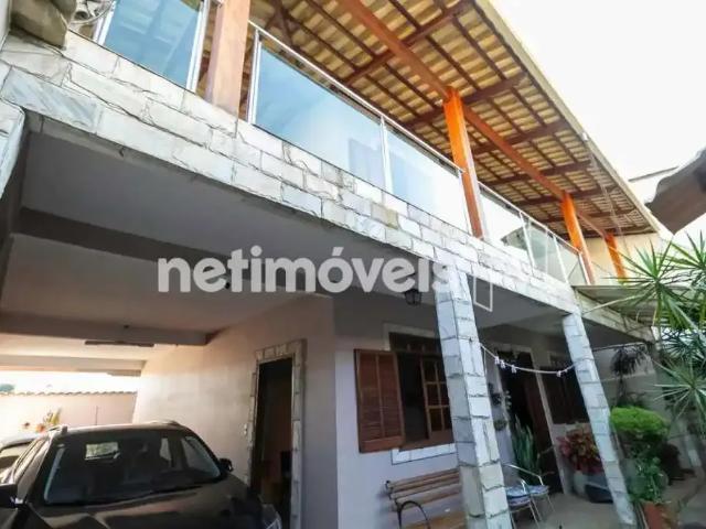Casa / Sobrado para Venda em Belo Horizonte/MG Coqueiros 3 Quartos