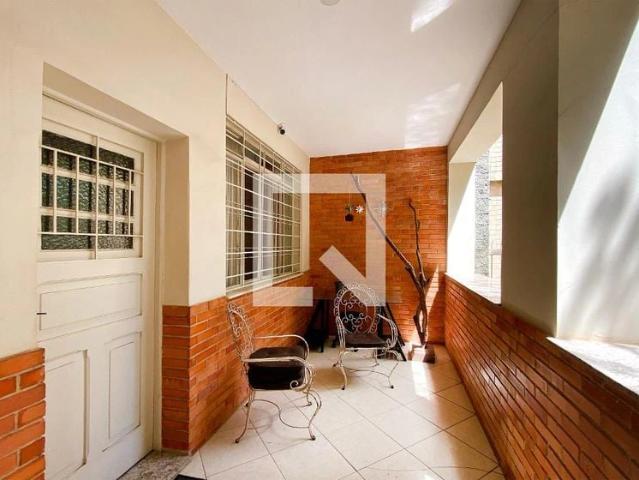 Casa / Sobrado para Venda em Belo Horizonte/MG Cruzeiro 6 Quartos